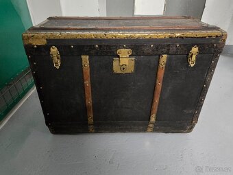 KRASNA STARÝ LODNÍ KUFR  / TRUHLA - 6