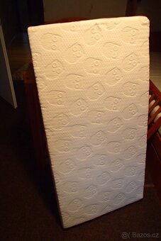 Dětská dřevěná postýlka - 6