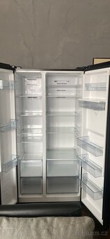 Americká lednice Hisence - 6