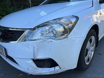 KIA Ceed 11/2010 facelift 1.4 16V CVVT 66kW - 6