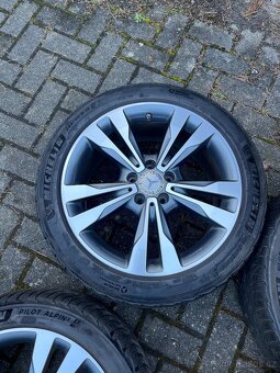 Origo. Alu Mercedes C 5x112 Zimní Michelin 18" Dvourozměrov - 6