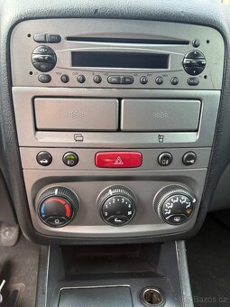 Alfa Romeo 147 - 6