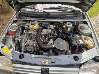 Peugeot 205 - 6