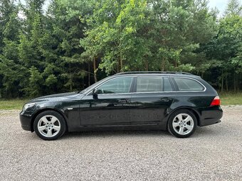 BMW e61 530d 173kW Manuál Individual Audio Head UP - 6
