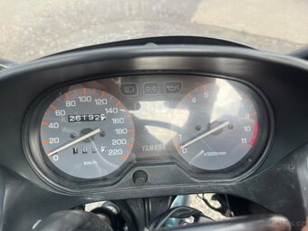 Yamaha XJ600 - 6
