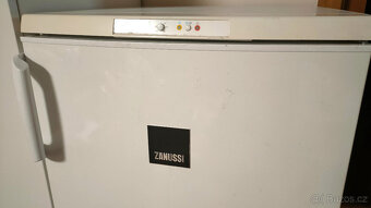 mrazák ZANUSSI - 6
