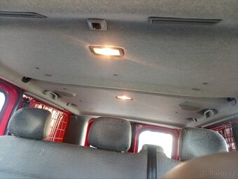Renault Trafic LONG 6 míst ,1.9DCi 74kW najeto 159... - 6