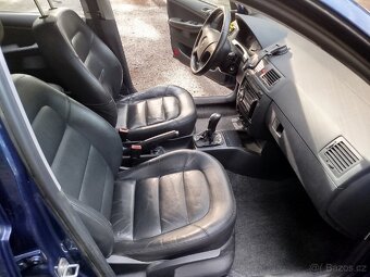 Škoda Fabia 1.9 TDI 2007 74kw kůže xenony - 6