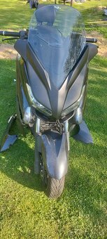 Yamaha x-max 400 momo-design - 6