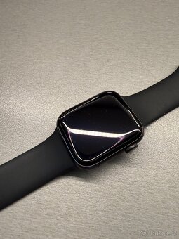 Apple Watch 5 44mm - 6