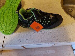 Pracovní obuv Bennon, nová, vel. 45 - 6