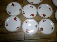 Prodám jídelní soupravu nepoškozená - 6