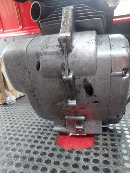 Motor jawa 350/634 - 6