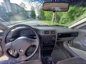 Opel Vectra 2,0 GL sedan 1992 - 6