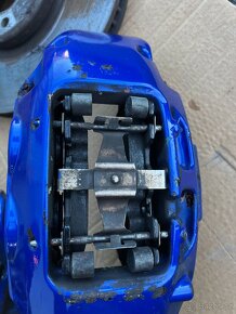 BMW E71 X6M brzdy komplet set - 6