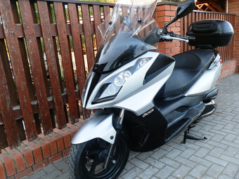 Kymco Downtown 300i - 6