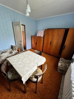 Skříně, sedací soupravy, pozůstalost - 6