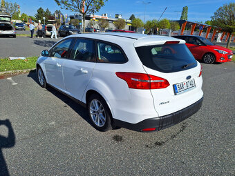Ford Focus Kombi 1.5TDCi 70kW - 6
