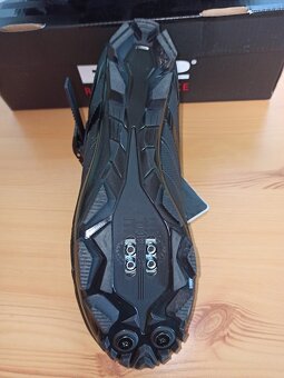MTB (gravel) tretry R2 NAOS, velikost 41, SPD - 6