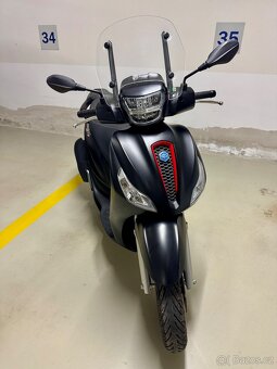 Piaggio Medley 125 S iGet, ABS rv. 2022, ČR, první majitel - 6