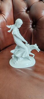 starožitná porcelánová soška, art deco - 6