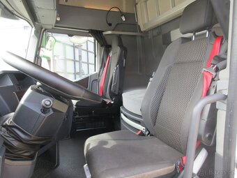 Renault T 520, Lowdeck - 6