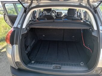 Prodám Peugeot 2008 1.2 benzín - 6