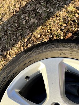 Zimni kola S-Max Kuga 235/55 R17 5x108 ET55 - 6