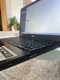 Acer Aspire E15 (E5-572G-3290) - 6