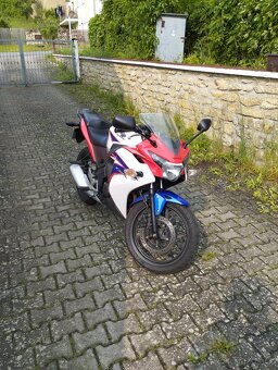 Honda CBR 125 r - 6