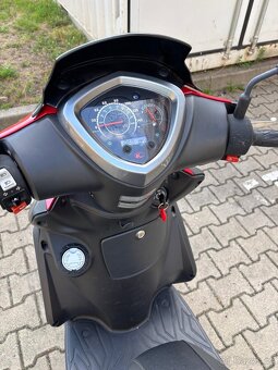 Skútr Kymco KL25F - 6
