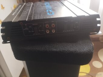 Subwoofer auta a zesilovač - 6