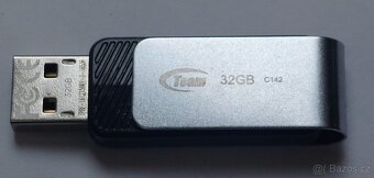Karty a USB kluce - 6