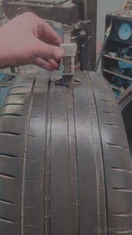 255/40 r19 100Y Michelin 4S použité - 6