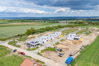 Prodej moderních rodinných domů 448, Blatec - 6