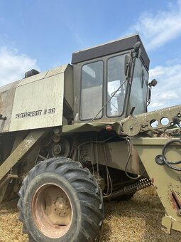 Prodám kombajn E512 - 6