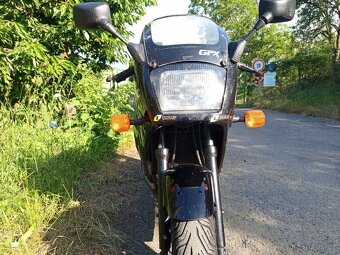 Kawasaki gpx 600r - 6