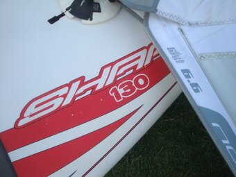 Windsurfing Kompletní . Fanatic Shark s plachtou NS - 6