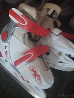 Dívčí rostoucí lední brusle 27 - 30 - 6