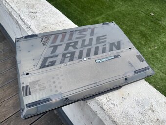 Herní notebook MSI RTX 4060 8GB - 6