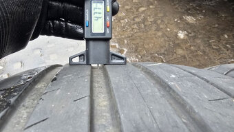 Letní pneu 245/40/20 Michelin - 6