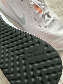 Nike Revolution - vel.37,5 tenisky - 6
