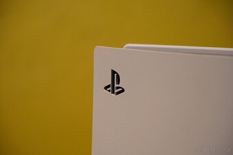 Sony PlayStation 5 Digital - 6