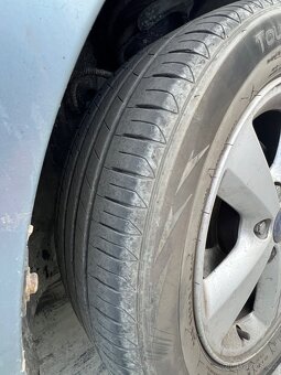 Ford Fokus 1.6 tdci Nafta 80kw 2005 - 6