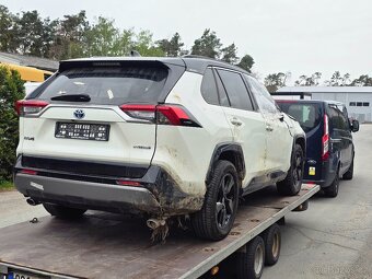 Toyota Rav4 hybrid - 6