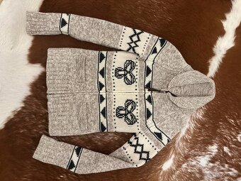 Islandsky vlneny svetr 100% lambswool zn Aritzia - 6