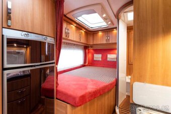 Fiat Ducato Hymer Trump 654 sl - Vrchní a zadní spaní - 6