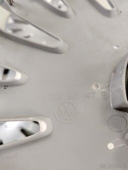 Originální poklice Volkswagen 16" - 6