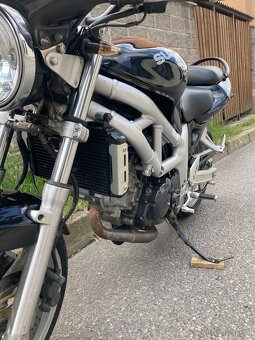 Suzuki SV 650 N - 6