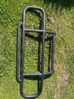 Prodám přední nárazník na Suzuki samurai - 6